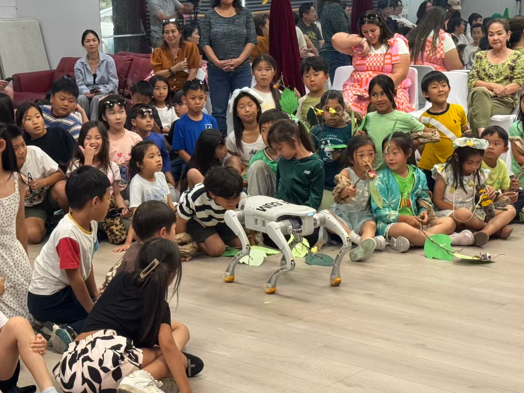 On 2026.05.22, Agentech is honored to officially announce a strategic collaboration with  Faraday Future (FF) and  Learning Tree to jointly advance robotics development, AI-native education, and next-generation intelligent ecosystems. photo 4